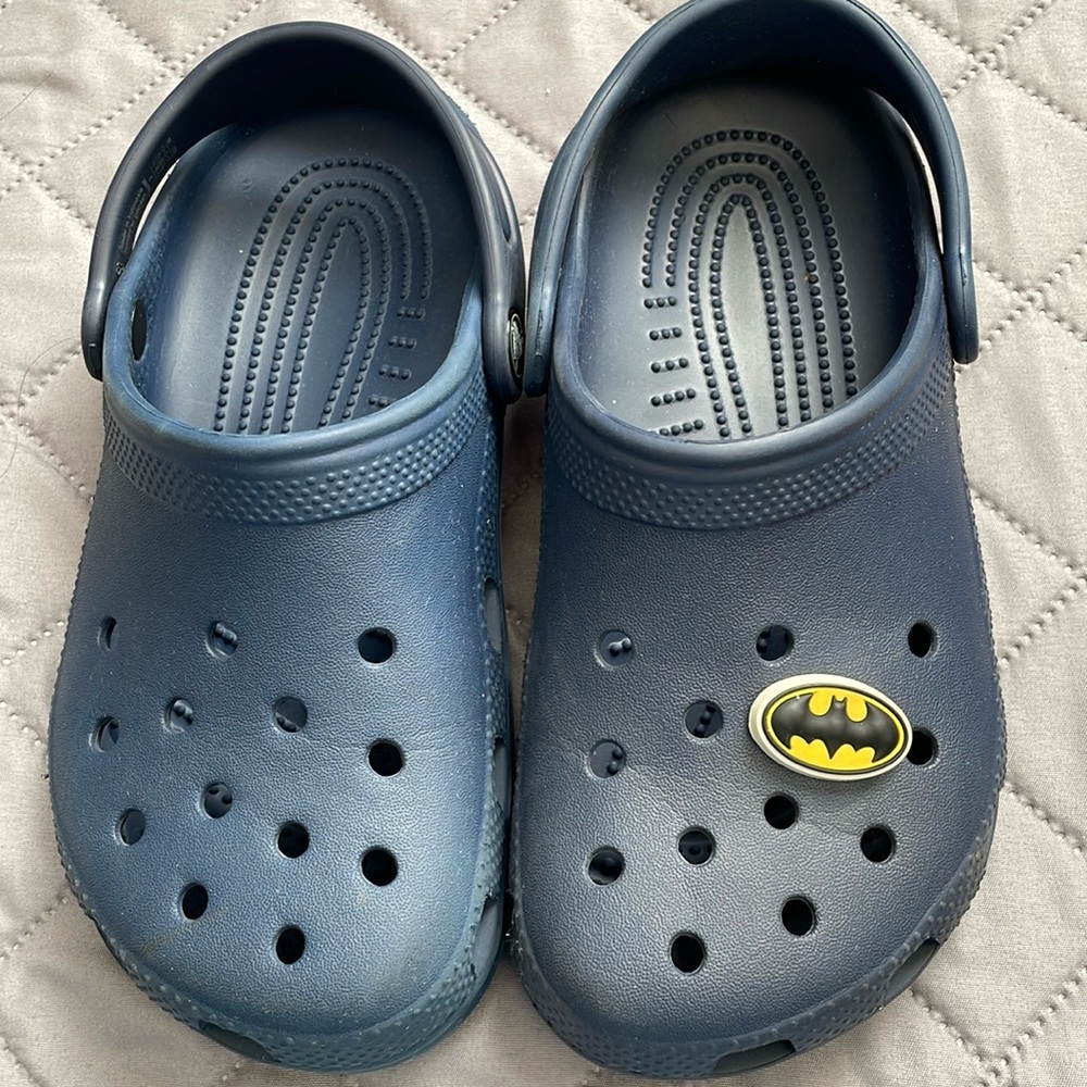 Crocs Navy Blue Slip On Lightweight Clog. Kids Size J2